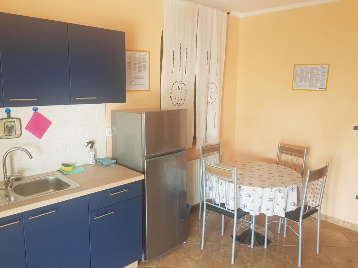 Sandra Apartment *